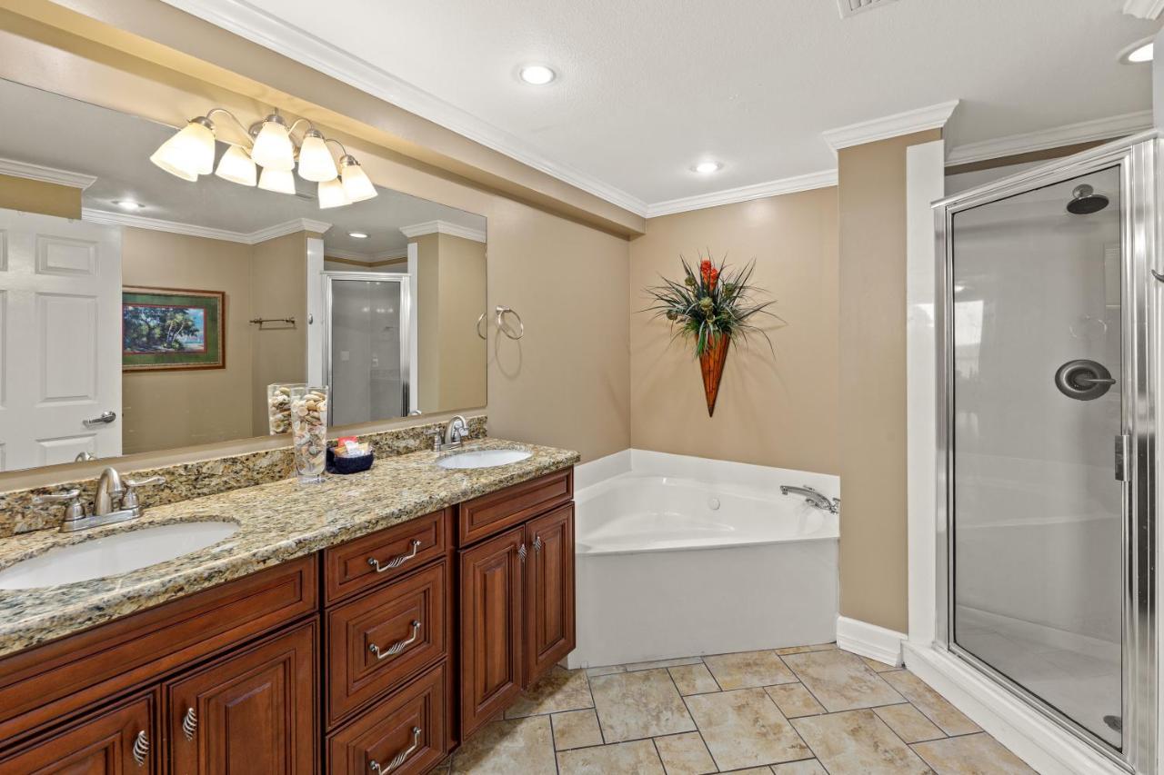 Gulf Front Master Bedroom! 2 Pools & Hot Tubs! Sleeps 8! Panama City Beach Zewnętrze zdjęcie
