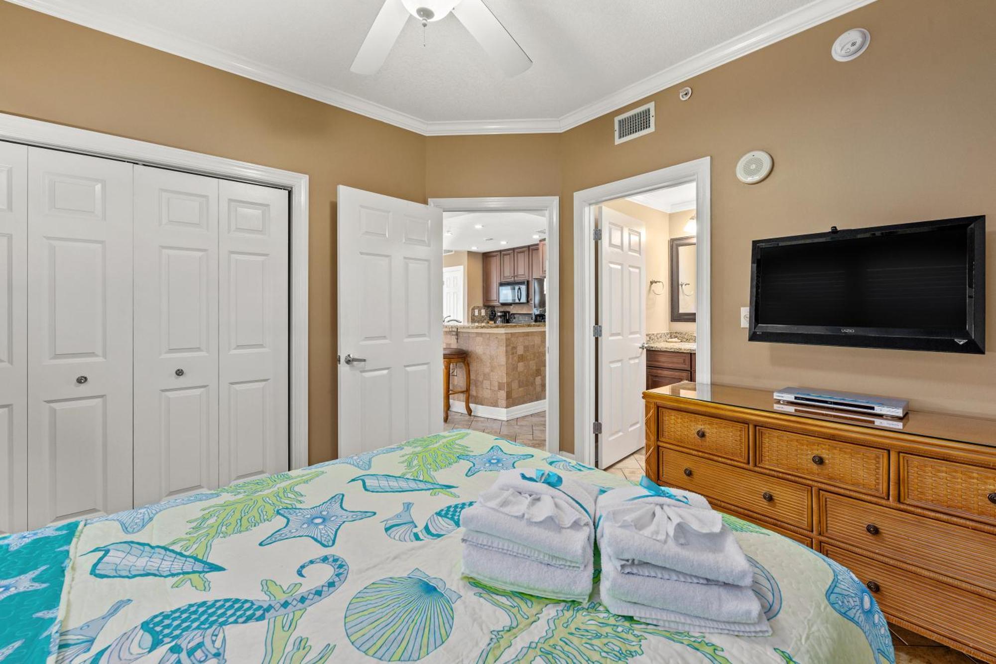 Gulf Front Master Bedroom! 2 Pools & Hot Tubs! Sleeps 8! Panama City Beach Zewnętrze zdjęcie