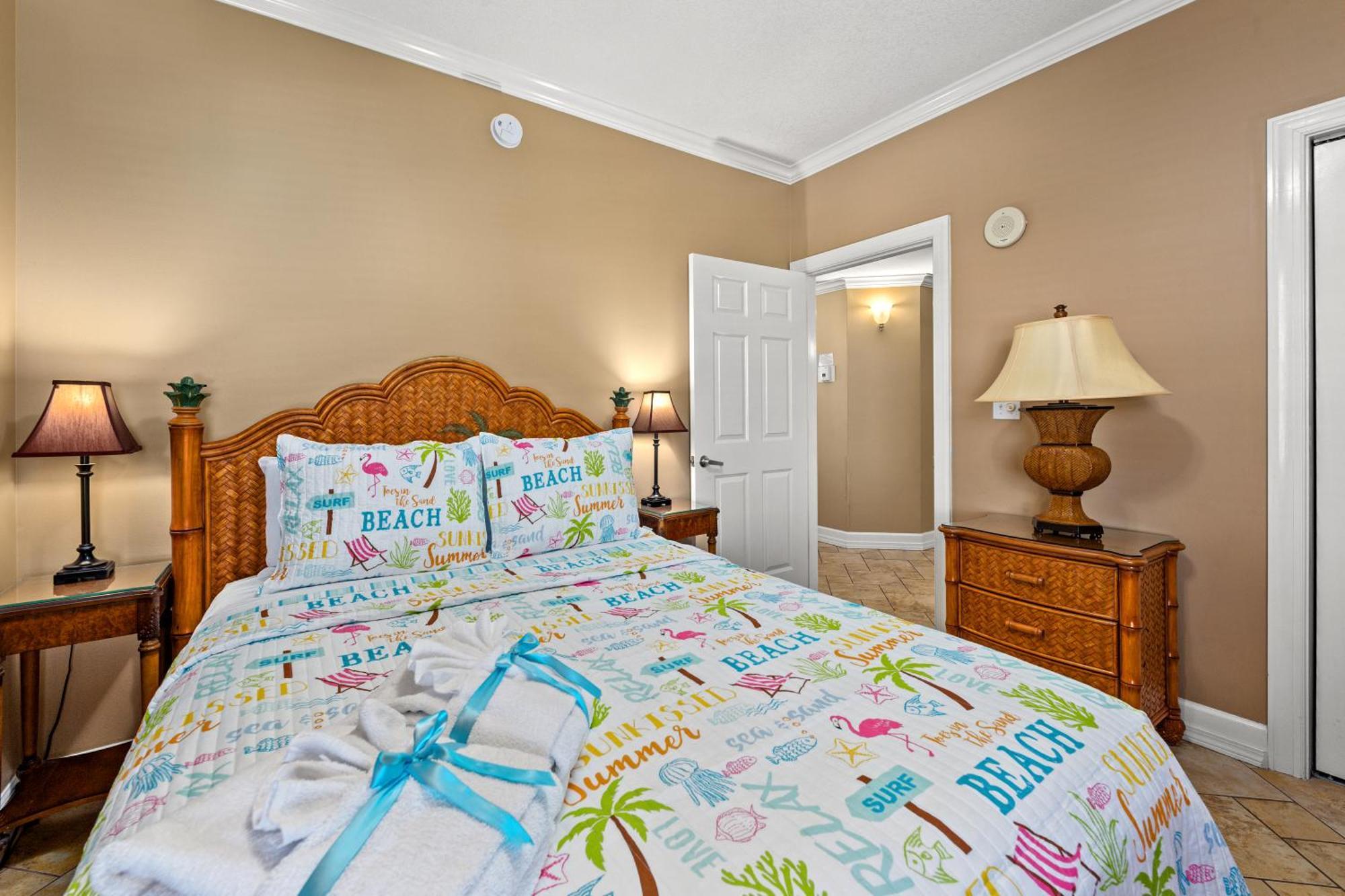 Gulf Front Master Bedroom! 2 Pools & Hot Tubs! Sleeps 8! Panama City Beach Zewnętrze zdjęcie