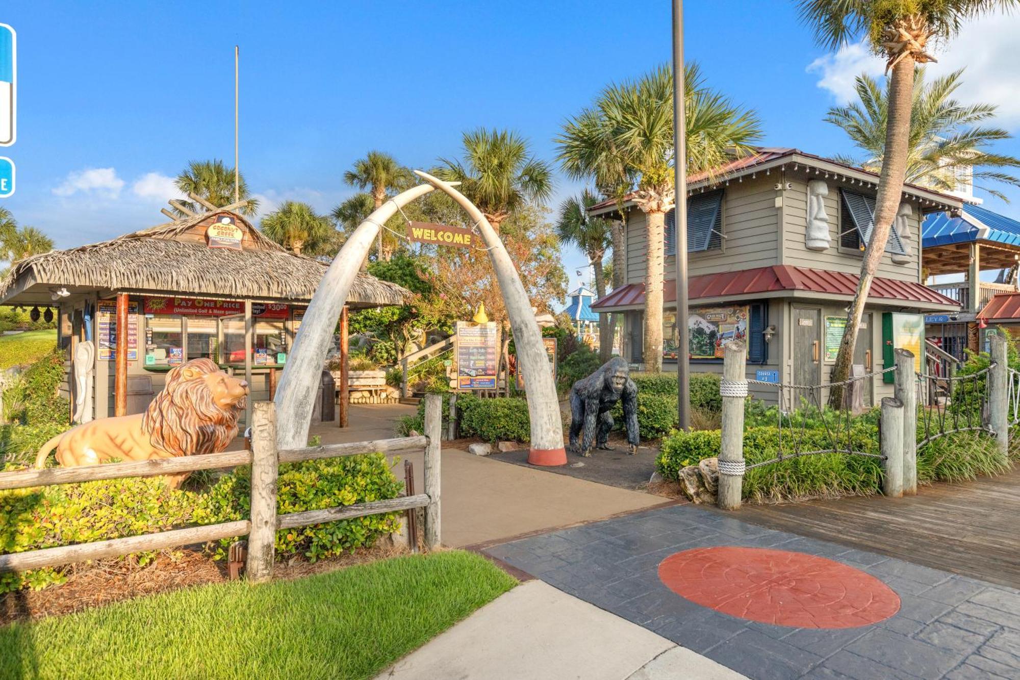 Gulf Front Master Bedroom! 2 Pools & Hot Tubs! Sleeps 8! Panama City Beach Zewnętrze zdjęcie